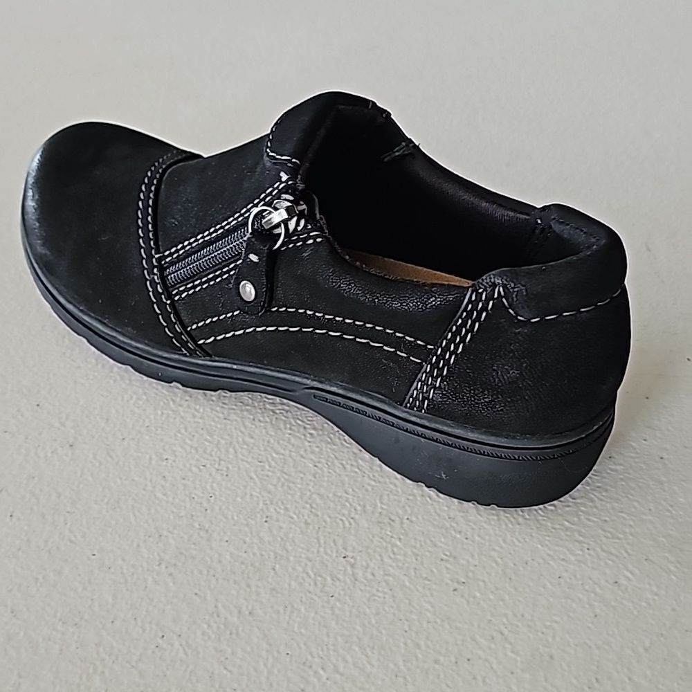NIB Clark's Carleigh Ray Black Nubuck Shoes, Size 9
